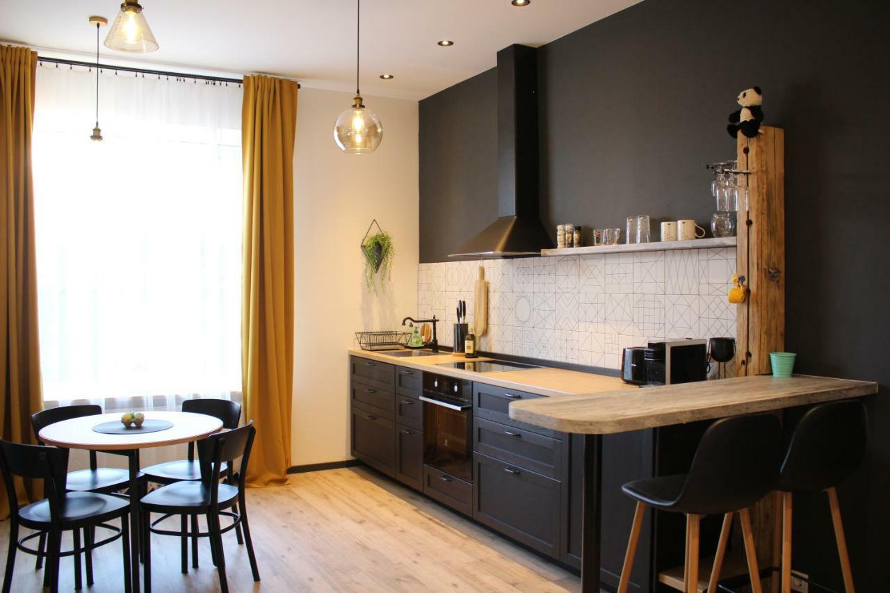 Simple & Elegant Apartment Liepāja Exteriör bild