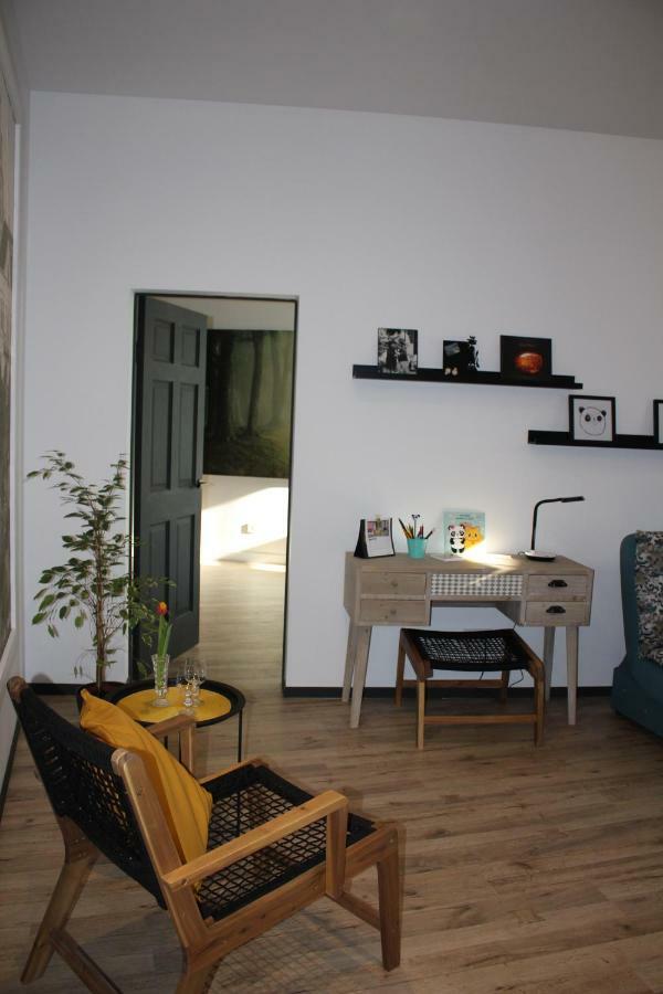 Simple & Elegant Apartment Liepāja Exteriör bild